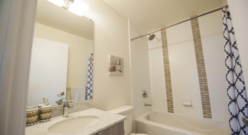 Accurate Plus Furnished Apartment- Brickstone Mews Mississauga Oda fotoğraf