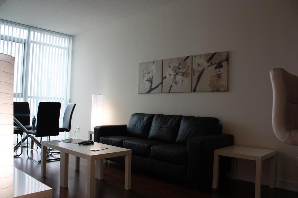 Accurate Plus Furnished Apartment- Brickstone Mews Mississauga Oda fotoğraf