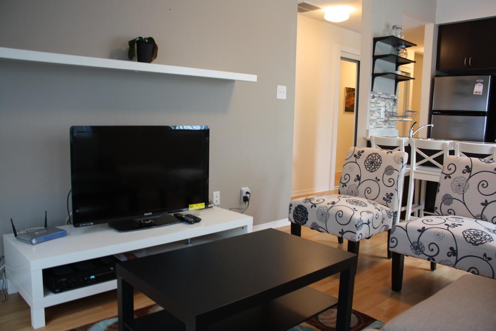 Accurate Plus Furnished Apartment- Brickstone Mews Mississauga Oda fotoğraf